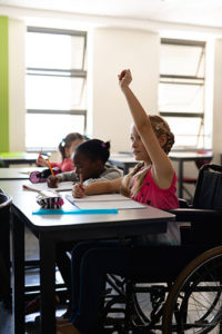 bambini a scuola